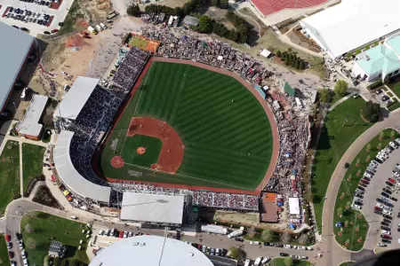 NCAA Record 15,586 Watch Bulldogs Walk Off Against Ole Miss