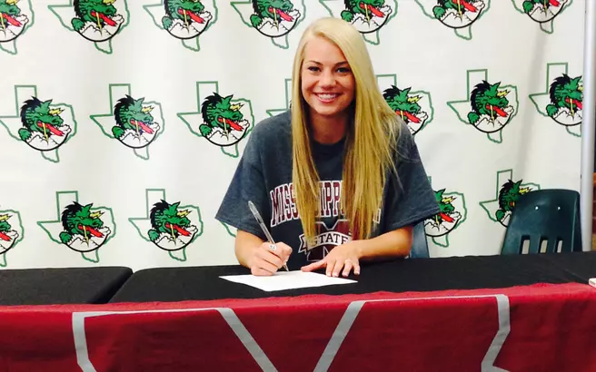 Bulldog Soccer Inks Texas Standout Payton Gruenewald