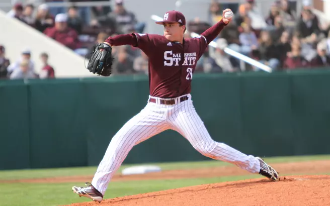 Lindgren Named 2014 NCBWA Stopper of the Year Award Finalist