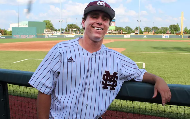 Lindgren Named Olson Award Finalist
