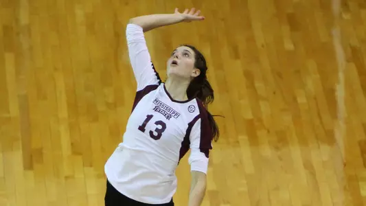 Bulldogs Split Matches To Close Out Sam Houston Invitational