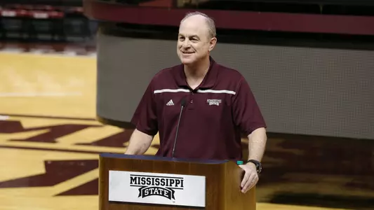 Howland, Bulldogs Conduct Annual Media Day At The Hump