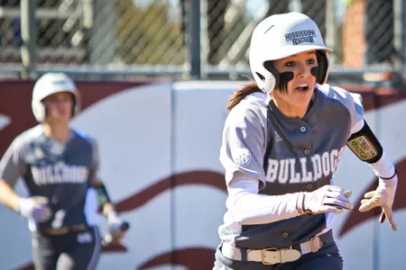 Softball Keeps Kennesaw State In Check, Moves to 17-3