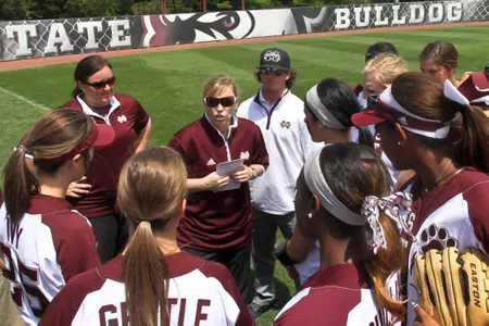 Softball To Close Regular Season at South Carolina