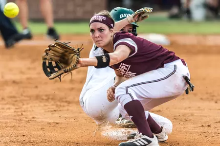 Softball Falls to Baylor to Open Lafayette Regional