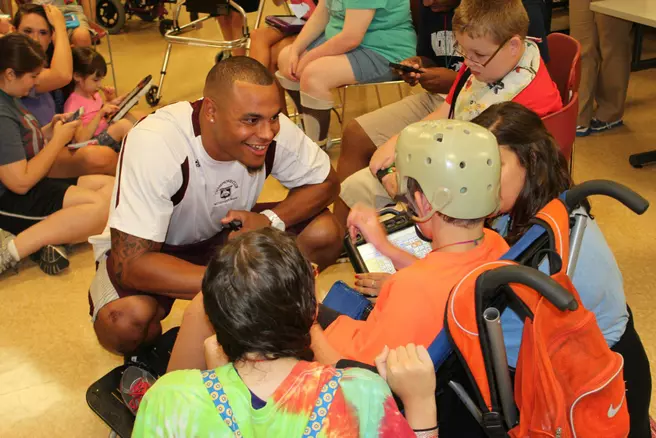 Dak Prescott Surprises Camp Jabber Jaw Campers