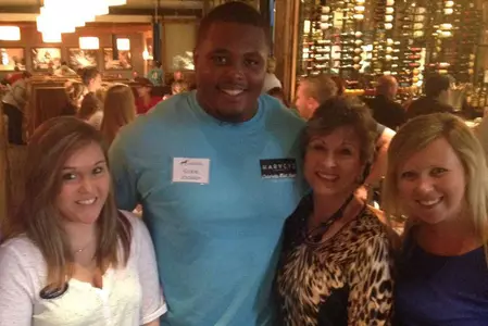 Bulldogs Help Raise Money For Humane Society