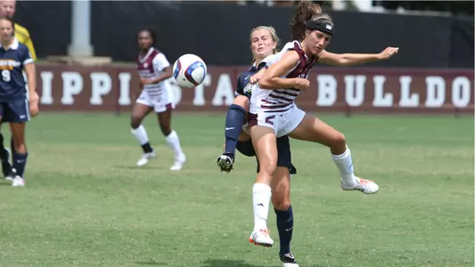 Soccer Falls 2-1 To Murray State