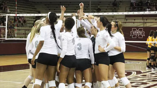 Bulldogs Earn Pair Of Sweeps, Crowned Tiger Invitational Champions