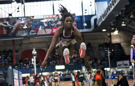 Track & Field Begins Indoor Season In Baton Rouge