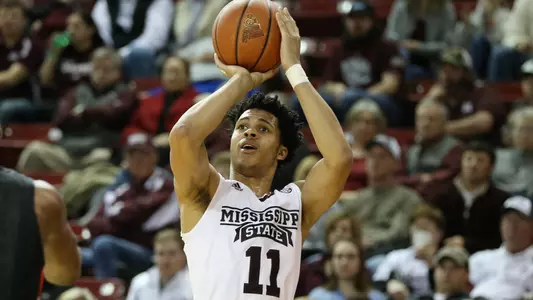 Georgia Turns Back Bulldogs At The Hump