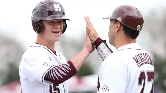 No. 11 Diamond Dawgs Split Saturday Doubleheader