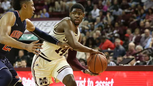 Dogs Turn Back Auburn, Earn SEC Tournament Bye