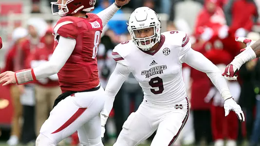 Fourth-Quarter Rally Lifts No. 16 MSU To 28-21 Win At Arkansas Image