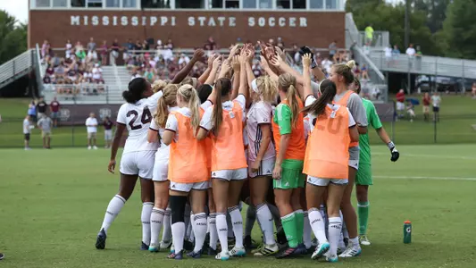 Huddle before Colgate