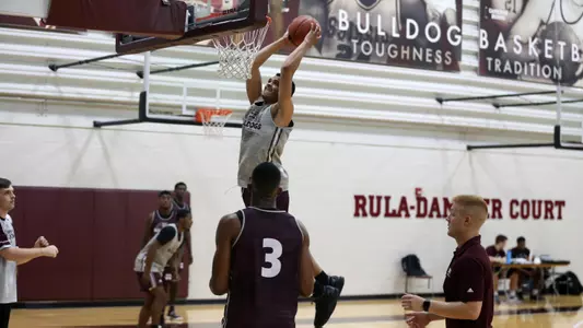 Q Dunks_Practice 17-18