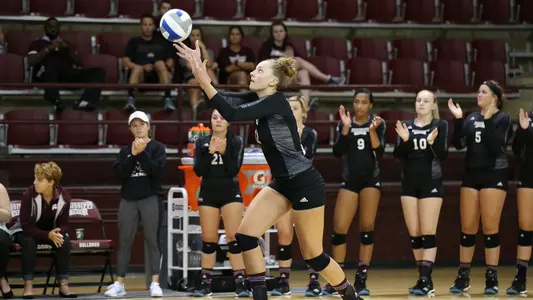 Jelena Vujcin Serves The Ball Against South Florida