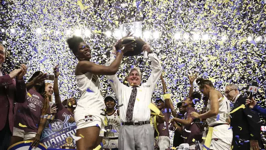 WBK - Teaira McCowan