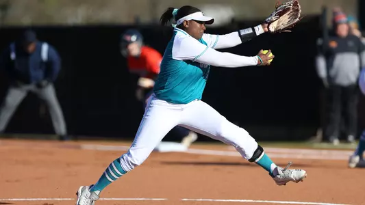 Kayla Boseman vs. UTM