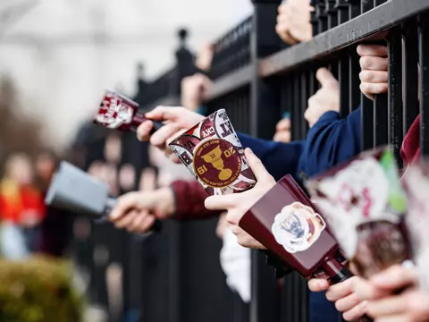 STARKVILLE, MS - JANUARY 09, 2020 - Mike Leach, the new Head Coach of the Mississippi State Bulldogs football team arrives in Starkville, MS. Photo By Aaron Cornia