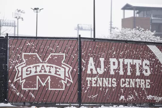 STARKVILLE, MS - January 11, 2021 - The AJ Pitts Tennis Centre during a snow day at Mississippi State University in Starkville, MS. Photo By Austin Perryman