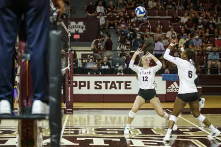 VB - Gabby Coulter - LSU - 10/01/2021