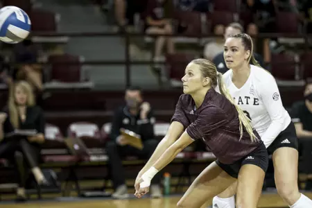 VB - Lilly Gunter - South Carolina 2 - 10/13/2021