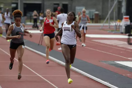 Asia Poe 800m