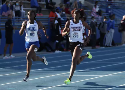 Rosealee Cooper Florida Relays