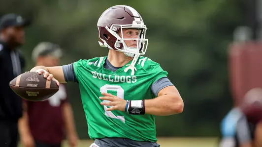STARKVILLEMS-August062021-MississippiStateQuarterbackWillRogers2duringatrainingcamppracticeattheLeoSealJrFootballComplexatMississippiStateUniversityinStarkvilleMSPhotoByAustinPerryman