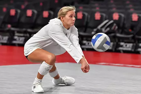 VB - Lily Gunter - at Houston - 09/3/2021