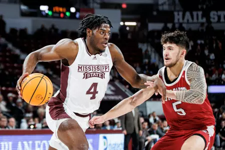 STARKVILLE, MS - November 17, 2022 - Mississippi State Guard/Forward Cameron Matthews (#4) during the game between the South Dakota Coyotes and the Mississippi State Bulldogs at Humphrey Coliseum in Starkville, MS. Photo By Mike Mattina
