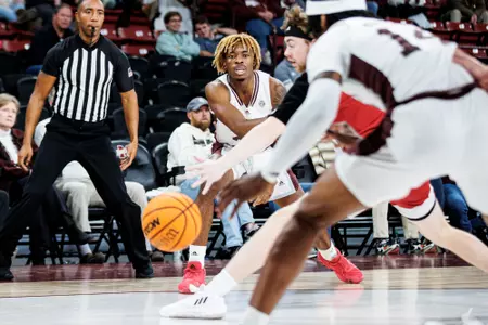 STARKVILLE, MS - November 17, 2022 - Mississippi State Guard Martavious Russell (#21) during the game between the South Dakota Coyotes and the Mississippi State Bulldogs at Humphrey Coliseum in Starkville, MS. Photo By Mike Mattina