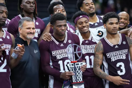 PHILADELPHIA, PA - November 11, 2022 - The Mississippi State Bulldogs during the 2022 Barstool Invitational and the Wells Fargo Center in Philadelphia, Pennsylvania. Photo By Evan Yu