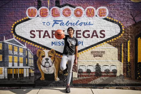 STARKVILLE, MS - July 13, 2022 - Mississippi State Guard/Forward Aniya Palmer (#15) during a street clothes photoshoot at the Starkvegas mural in Starkville, MS. Photo By Kevin Snyder