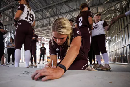 STARKVILLE, MS - November 04, 2022 - Mississippi State Pitcher Kenley Hawk (#53) during the Fall World Series at Nusz Park in Starkville, MS. Photo By Mike Mattina