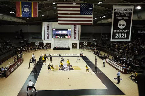 STARKVILLE, MS - September 08, 2022 - The Mississippi State Bulldogs team during the match between the Kennesaw State Owls and the Mississippi State Bulldogs at the Newell-Grissom Building in Starkville, MS. Photo By Mike Mattina