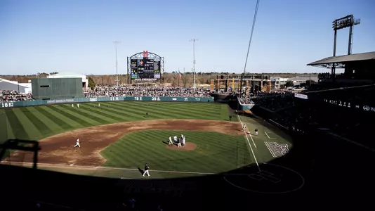STARKVILLE, MS - 2022.02.19 - Long Beach State vs. Mississippi State