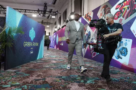 Mississippi State offensive lineman Charles Cross walks towards the stage after being selected by the Seattle Seahawks ninth overall during the 2022 NFL Draft on Thursday, April 28, 2022 in Las Vegas. (Ben Liebenberg/NFL)
