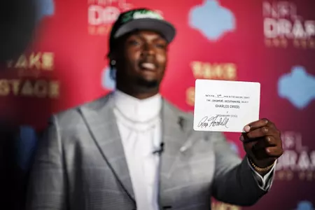 LAS VEGAS, NV - April 28, 2022 - Mississippi State Offensive Lineman Charles Cross participates in a media car wash after being drafted 9th overall in the 2022 NFL Draft at Caesars Forum in Las Vegas, NV. Photo By Austin Perryman