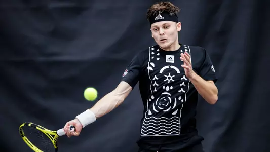 STARKVILLE, MS - January 14, 2023 - Mississippi State's Ewen Lumsden during the match between the ETSU Buccaneers and the Mississippi State Bulldogs at the Rula Tennis Pavilion in Starkville, MS. Photo By Kevin Snyder