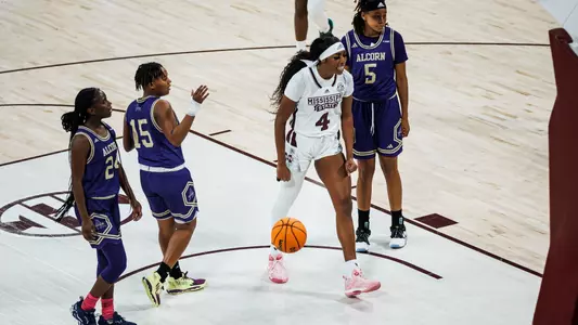 Women's Basketball - Jessika Carter