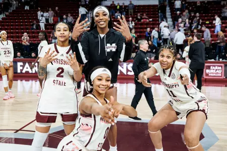 Women's Basketball Win vs Arkansas