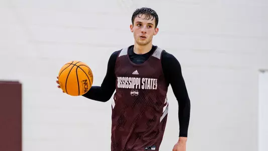 STARKVILLE, MS - June 21, 2023 - Andrew Taylor during practice at Mize Pavilion at Humphrey Coliseum at Mississippi State University in Starkville, MS. Photo By Mike Mattina