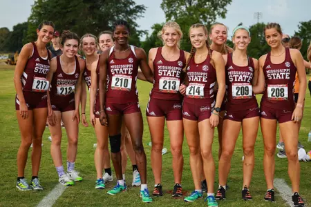 Huntsville, Ala.- Mississippi State's Cross-Country team posing together before the race at the Southern Showcase