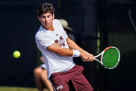 STARKVILLE, MS - September 07, 2023 - Mississippi State's Roberto Ferrer Guimaraes during practice at the AJ Pitts Tennis Centre in Starkville, MS. Photo By Bailey Black
