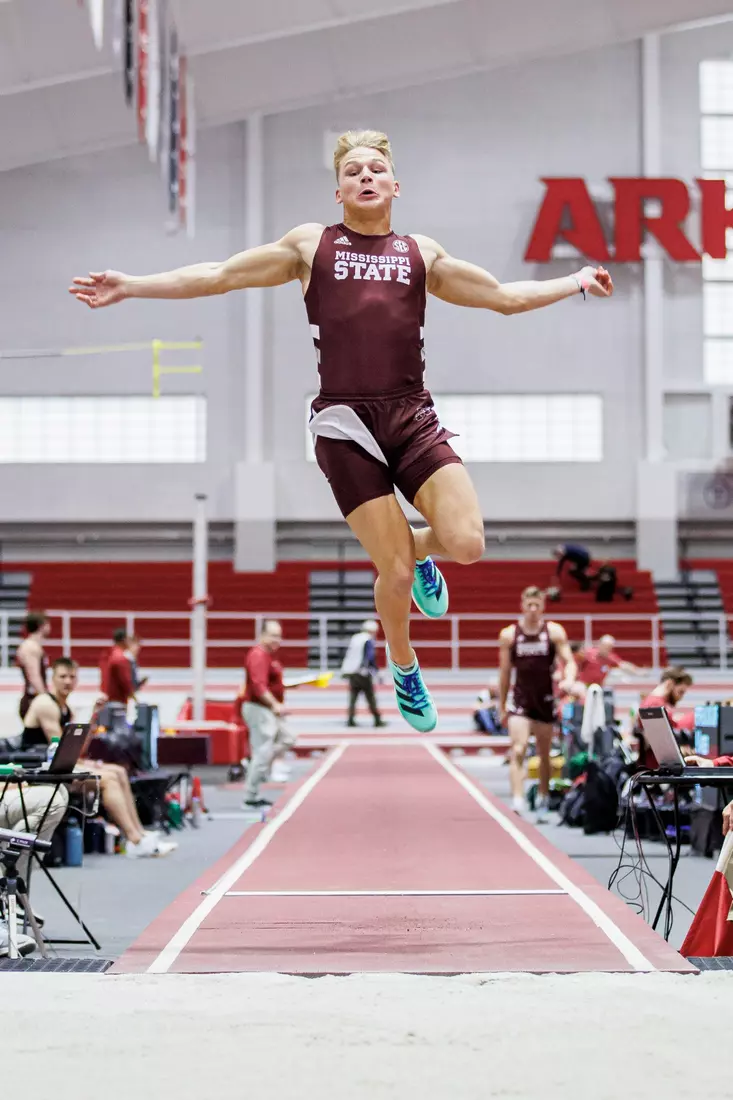 BIRMINGHAM, AL - January 26, 2024 - Mississippi State's Lewis Barber during the Razorback Invitational at the Randal Tyson Track Center in Fayetteville, AR. Photo by Will Porada