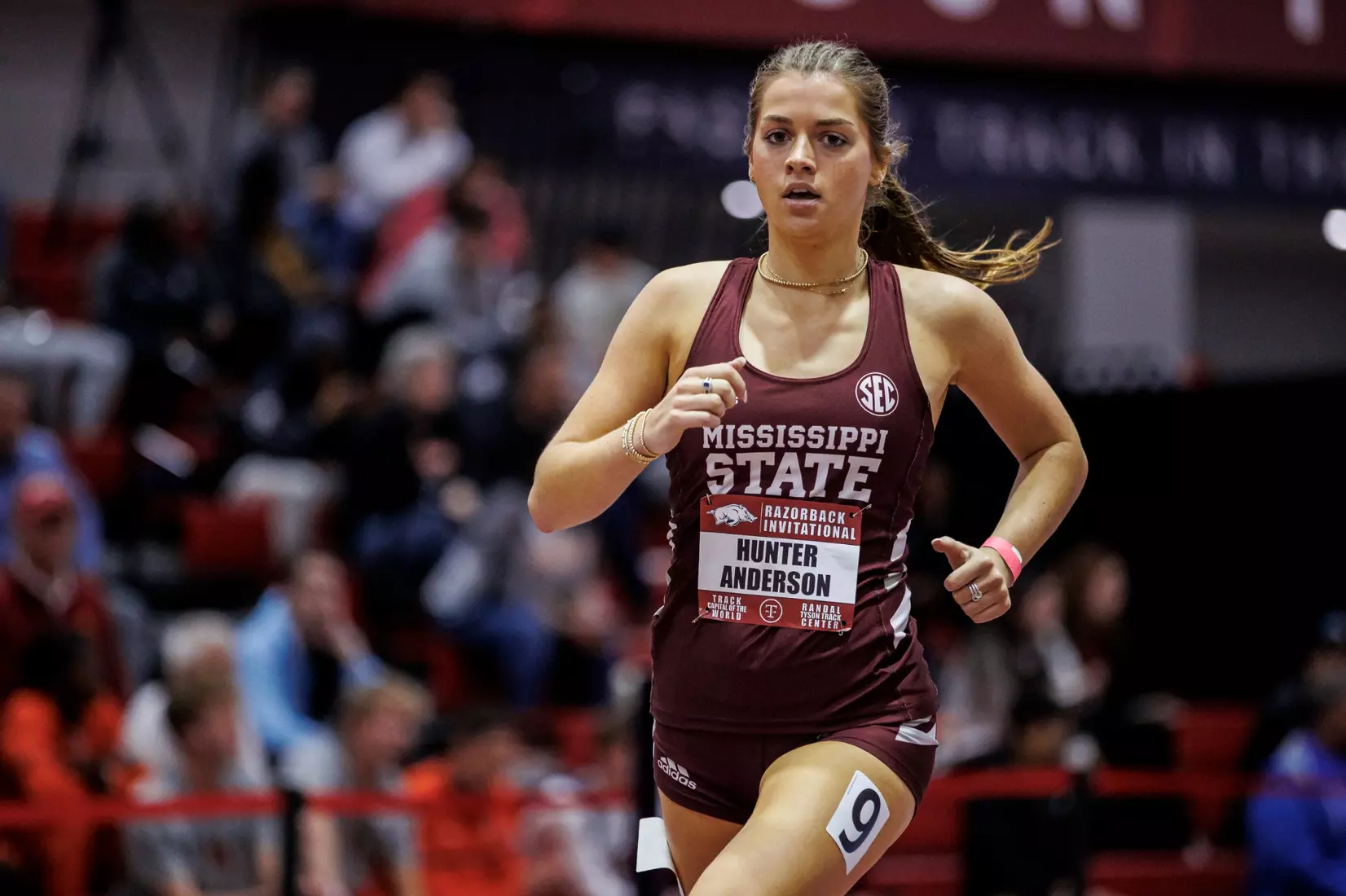 BIRMINGHAM, AL - January 26, 2024 - Mississippi State Distance Runner Hunter Anderson during the Razorback Invitational at the Randal Tyson Track Center in Fayetteville, AR. Photo by Will Porada