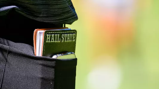 Men's Golf Yardage Book