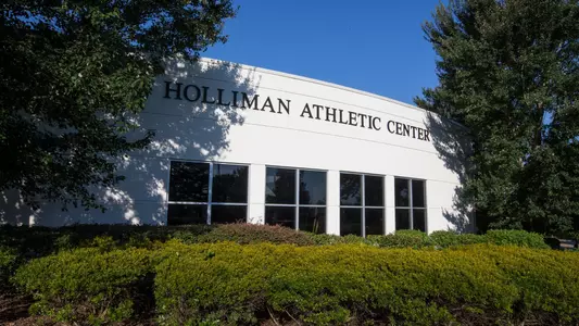08-03-17 FAC
Holliman Athletic Center
Photo by Kelly Price